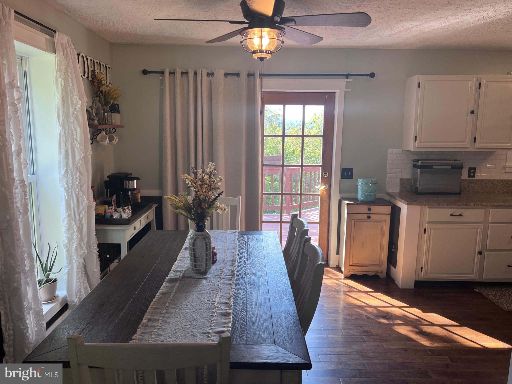 APPLE MT LAKE - Residential