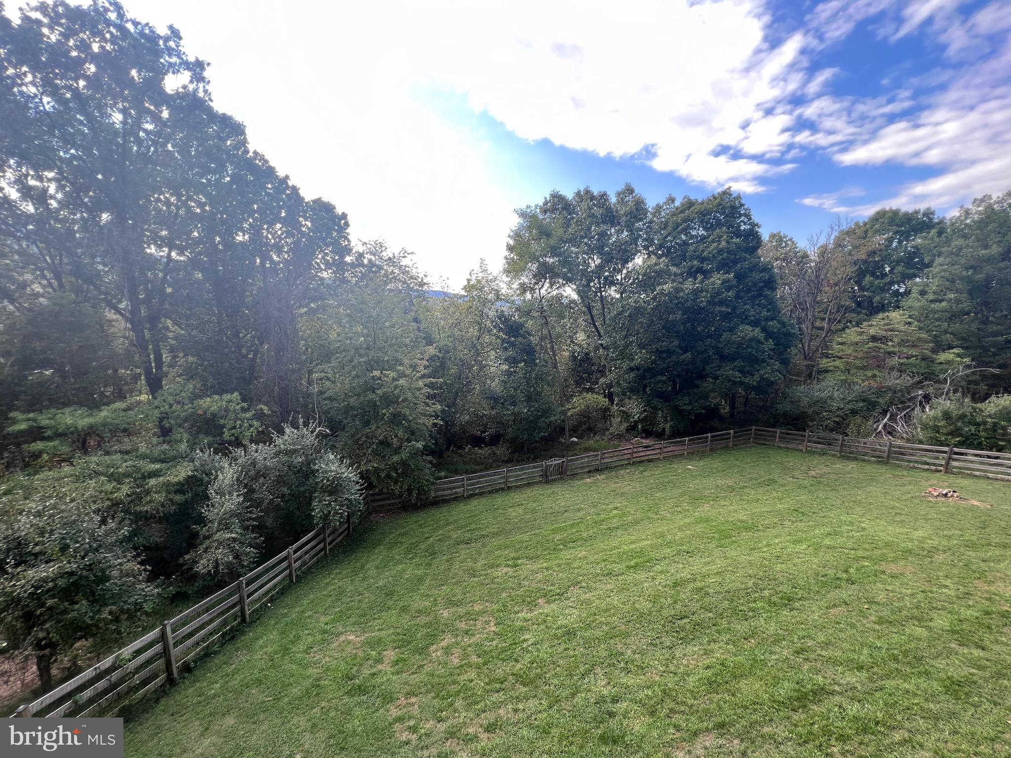 APPLE MT LAKE - Residential