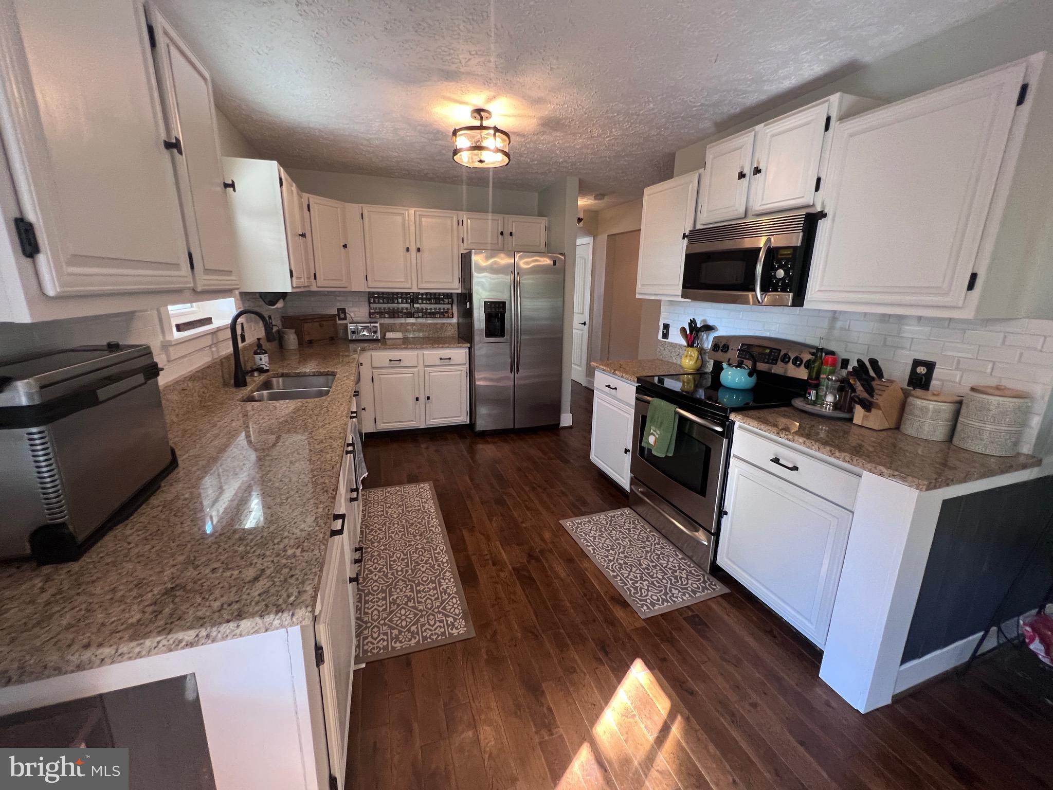 APPLE MT LAKE - Residential