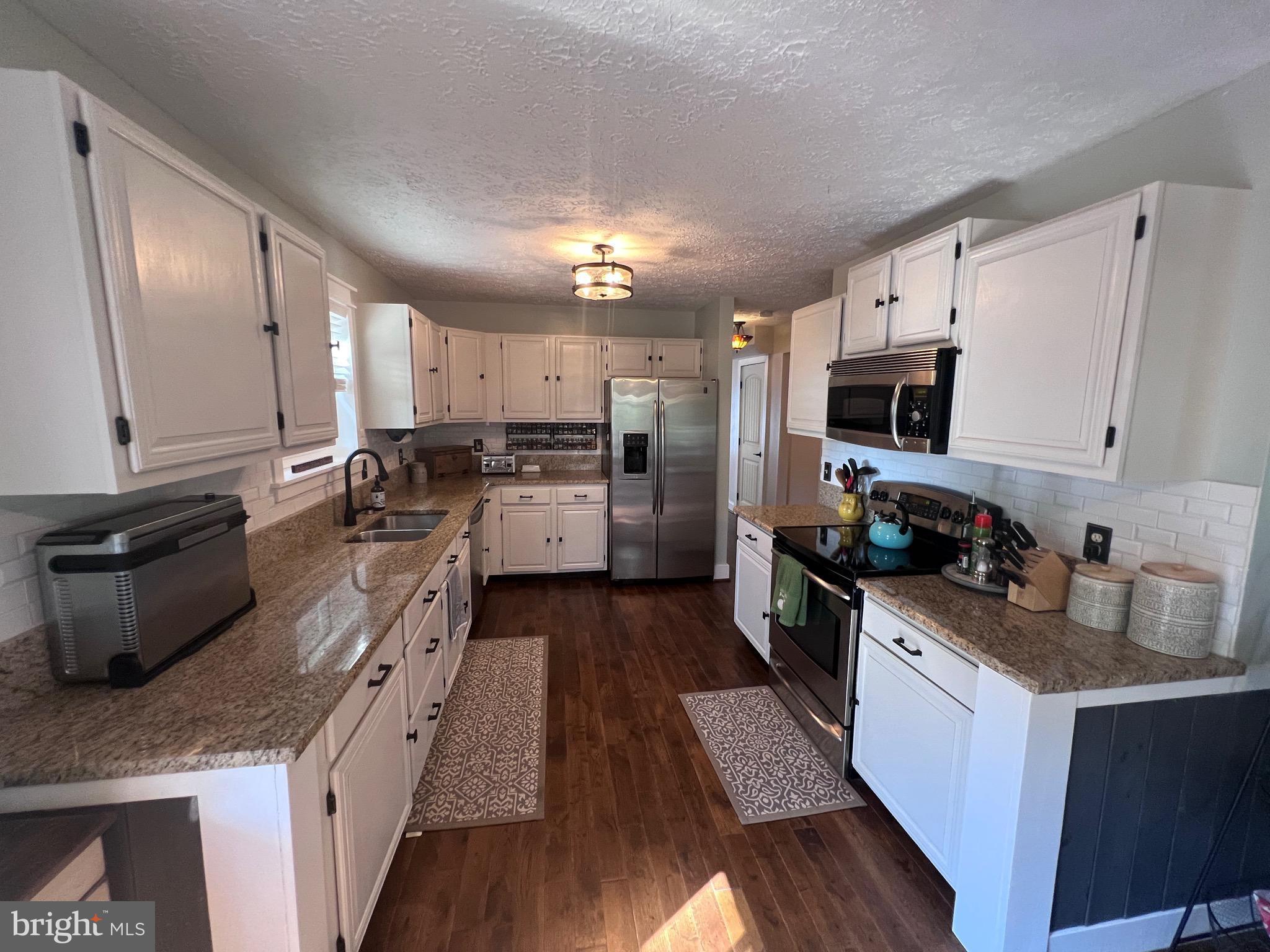 APPLE MT LAKE - Residential