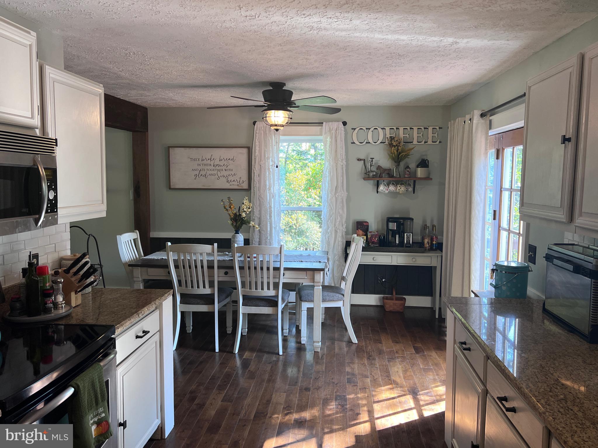 APPLE MT LAKE - Residential