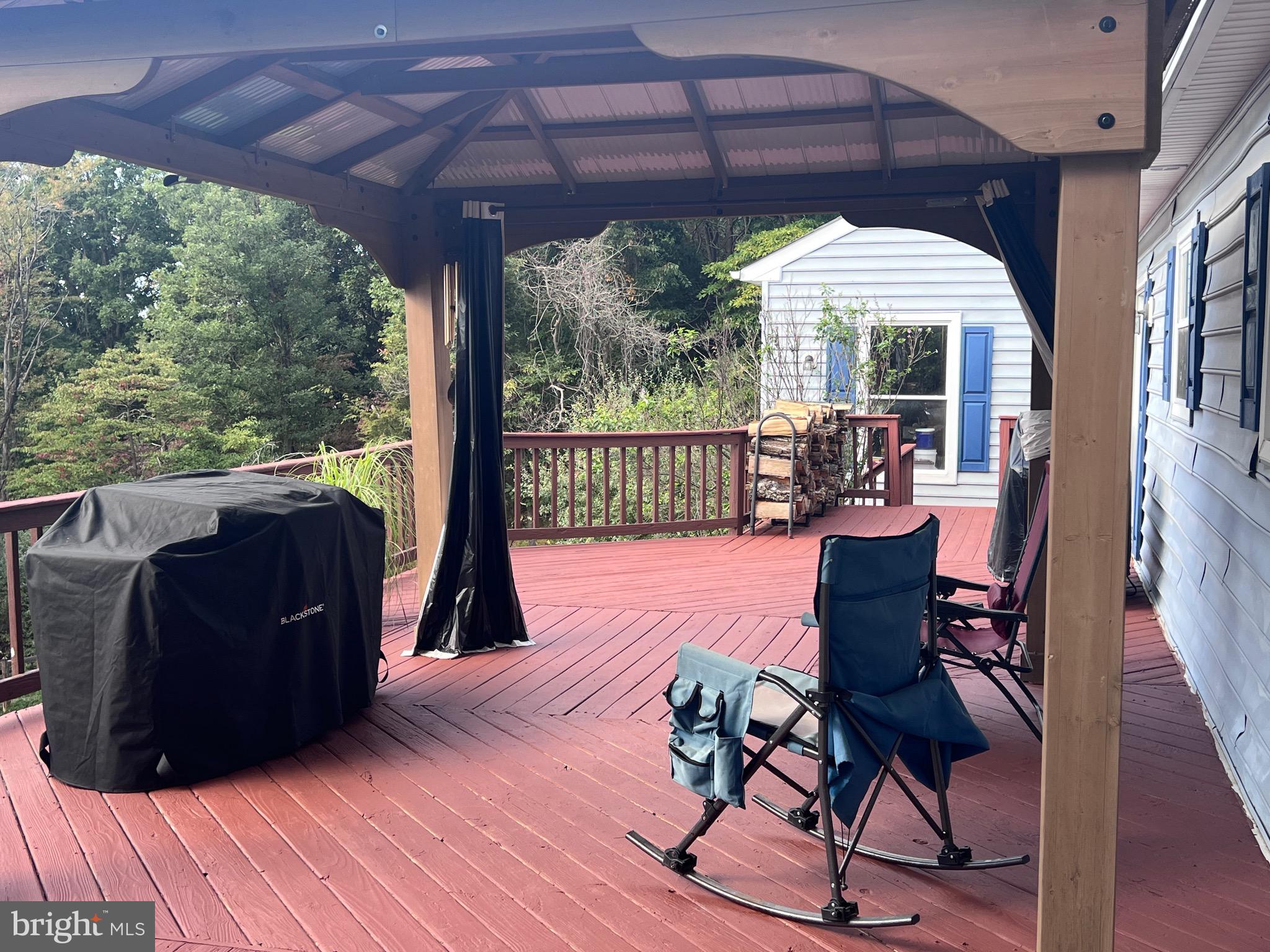 APPLE MT LAKE - Residential