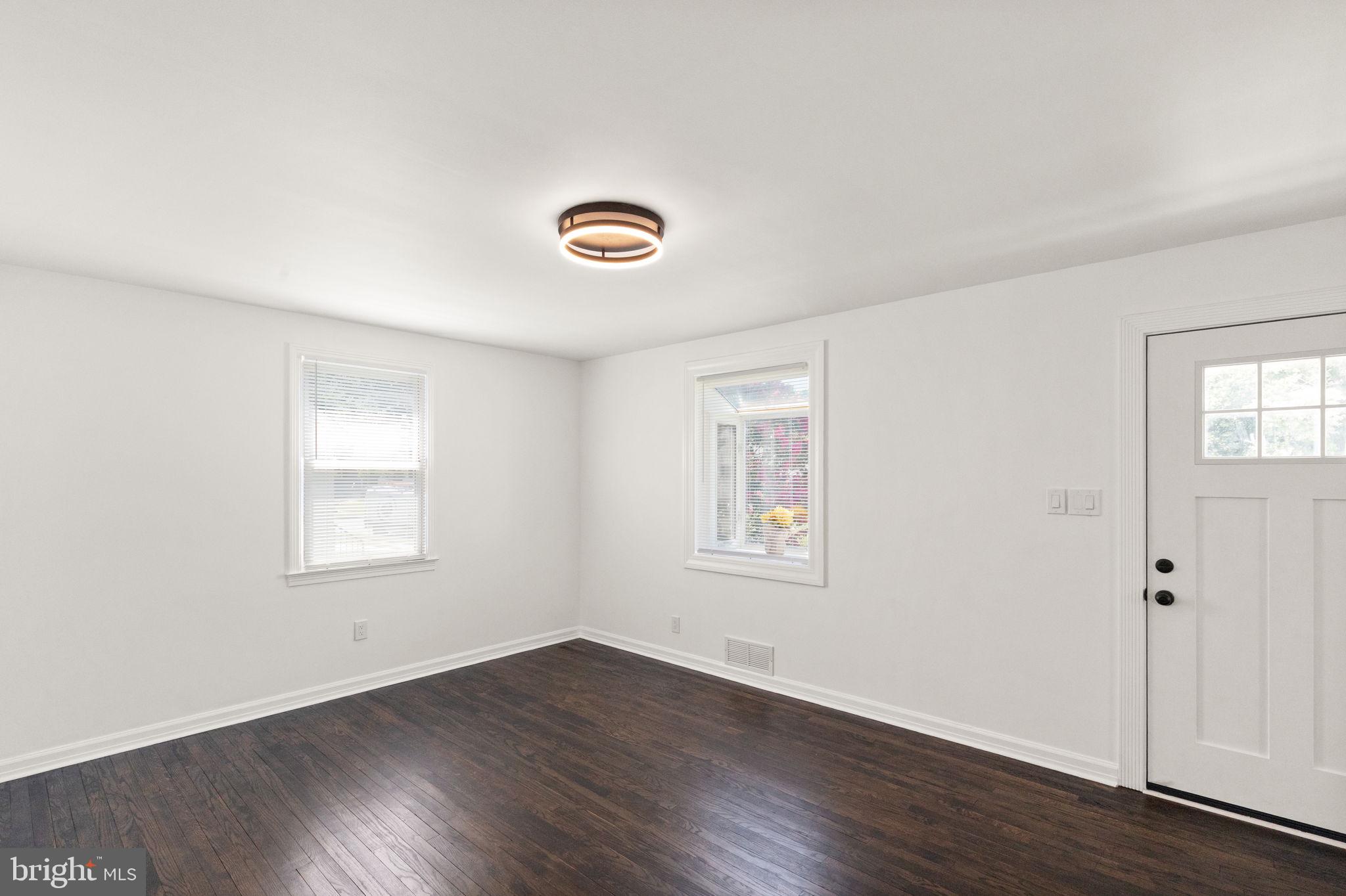 8723 LACKAWANNA AVENUE