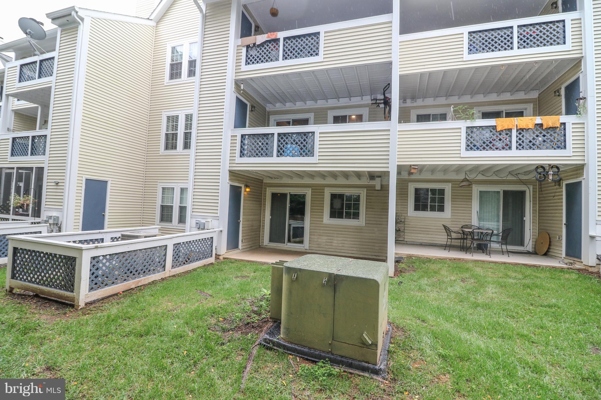 GRAYS POINTE - Residential