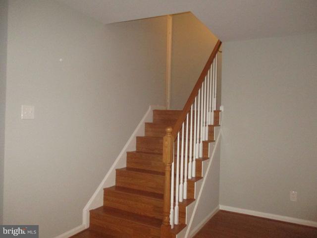 GRAYS POINTE - Residential