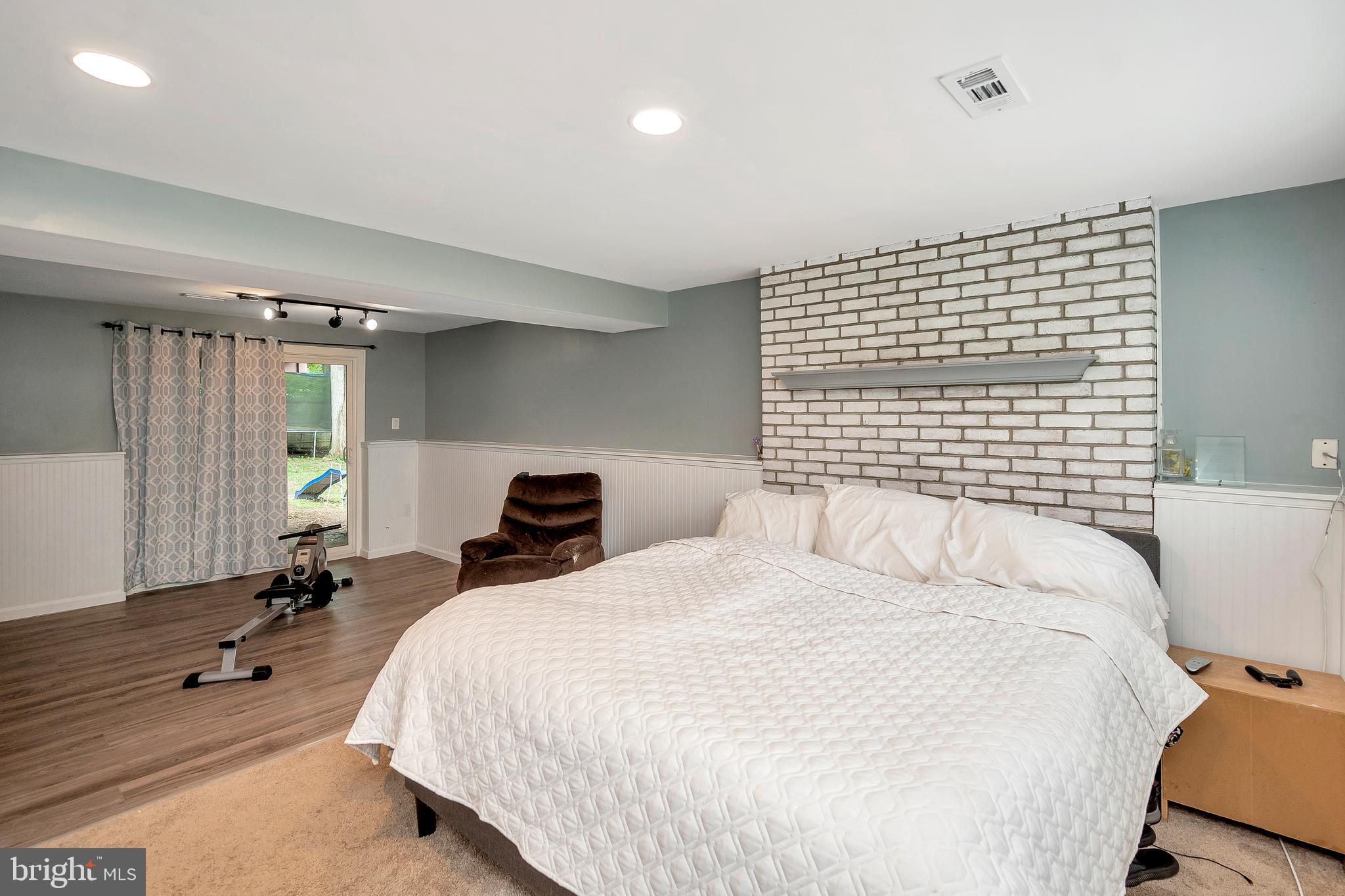 PLANTATION FOREST - Residential