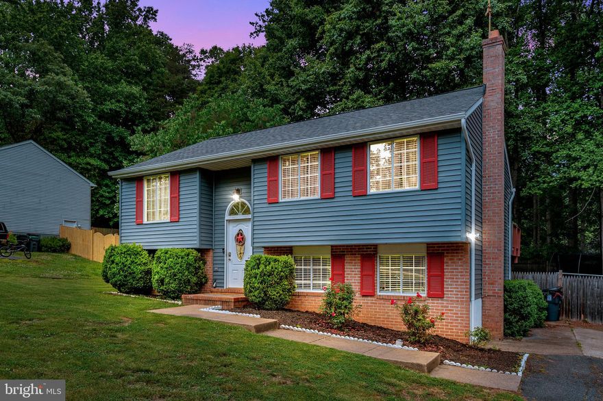 Welcome to your new home!  New Roof, New Siding, Water Heater, and New HVAC Prime location, Large deck, Home offers 5 bedrooms  and 2.5 bathrooms.  You do not want to miss this one.  Nice size front and back yard- home also offers a Tree House!!!  NO HOA - bring your chickens