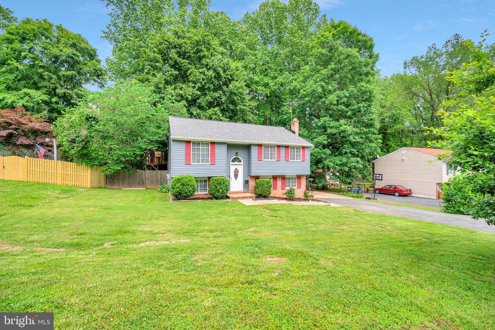 PLANTATION FOREST - Residential