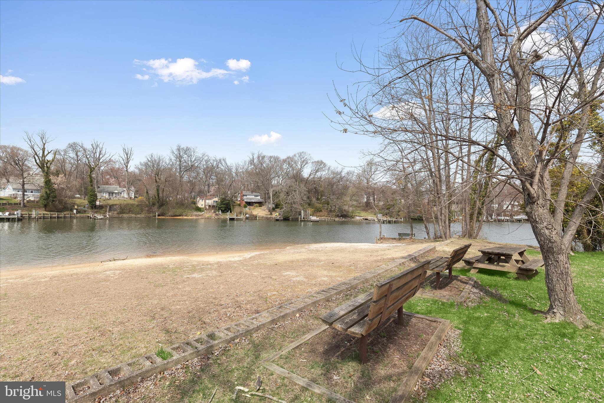 LAUREL ACRES - Residential