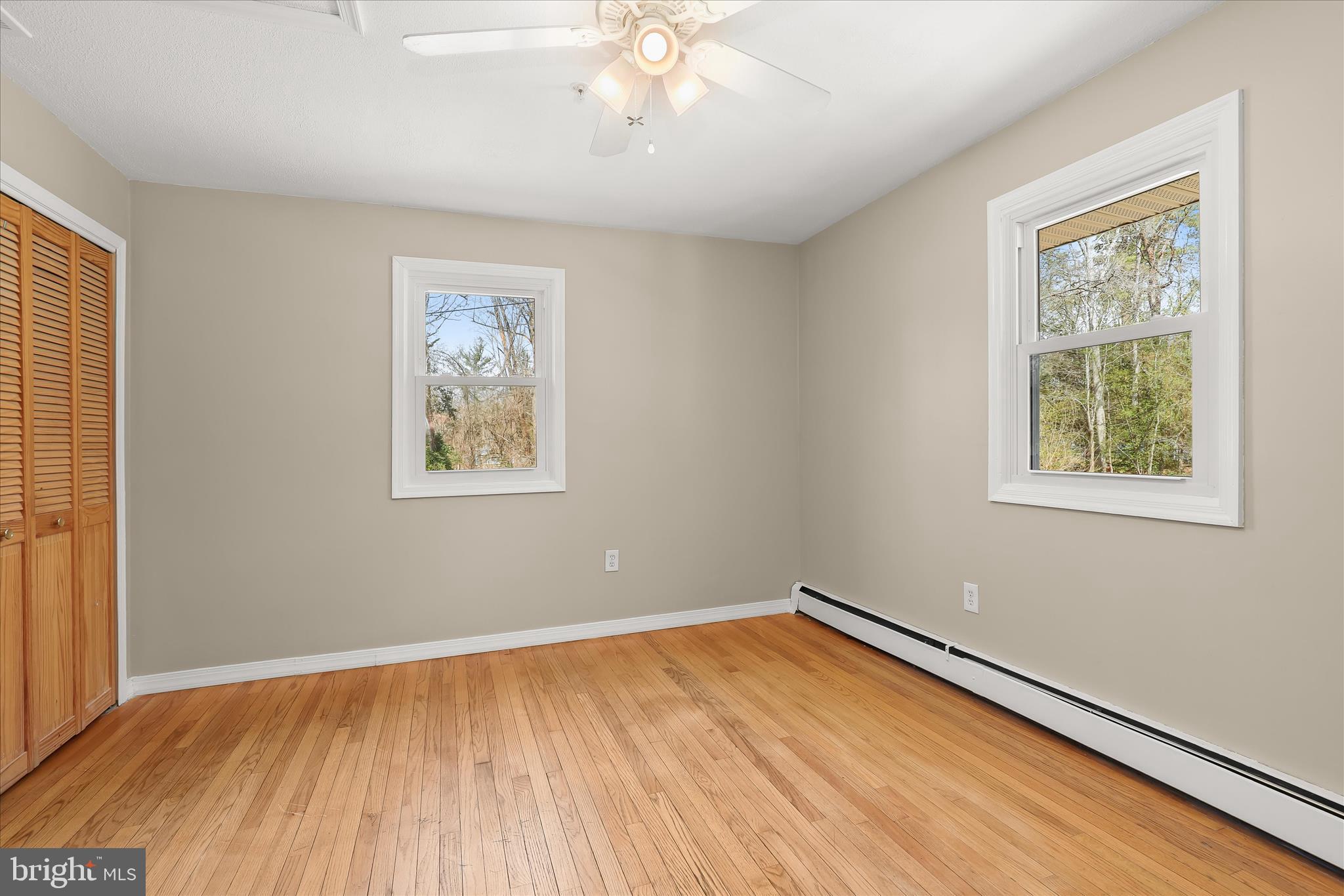 LAUREL ACRES - Residential