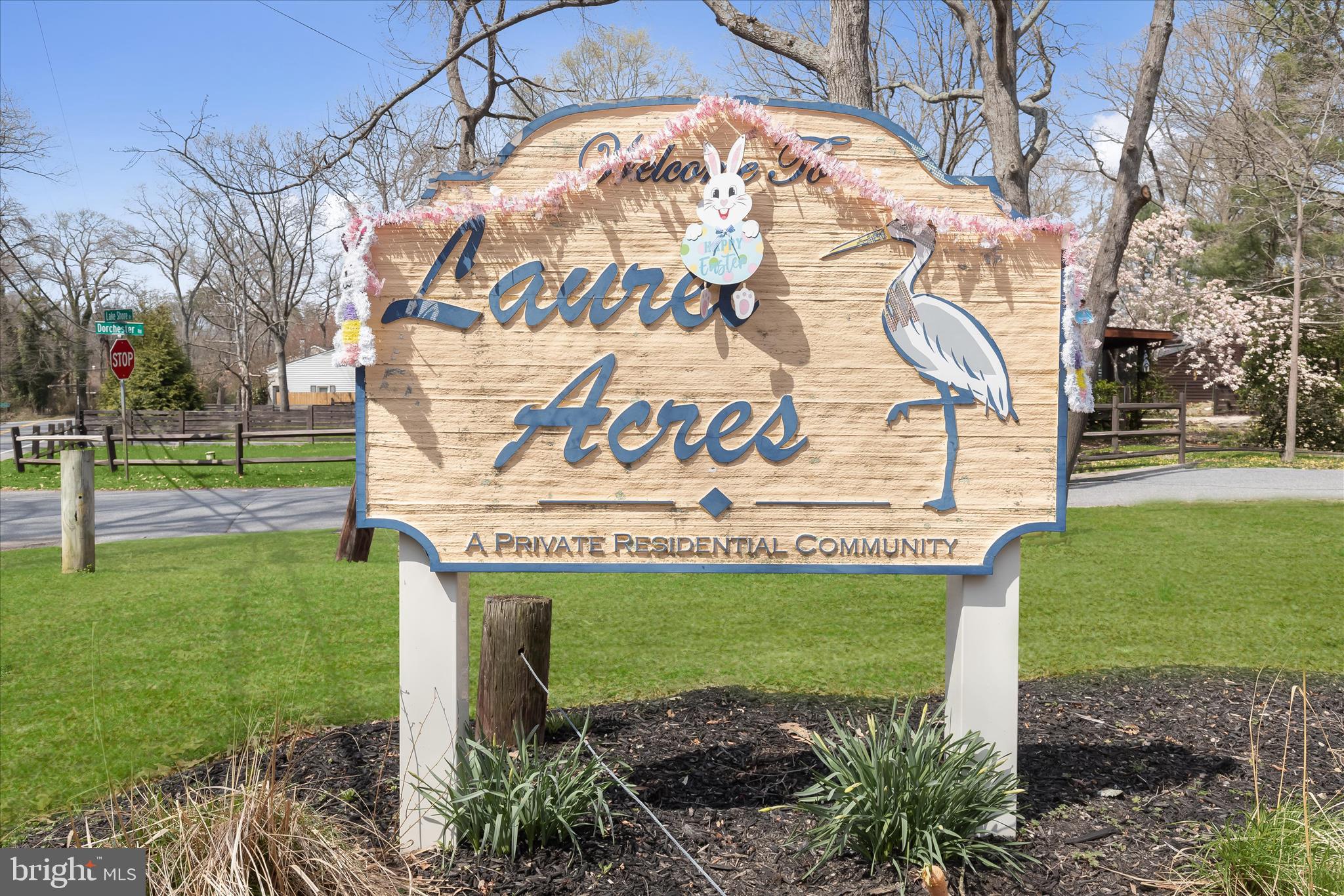LAUREL ACRES - Residential