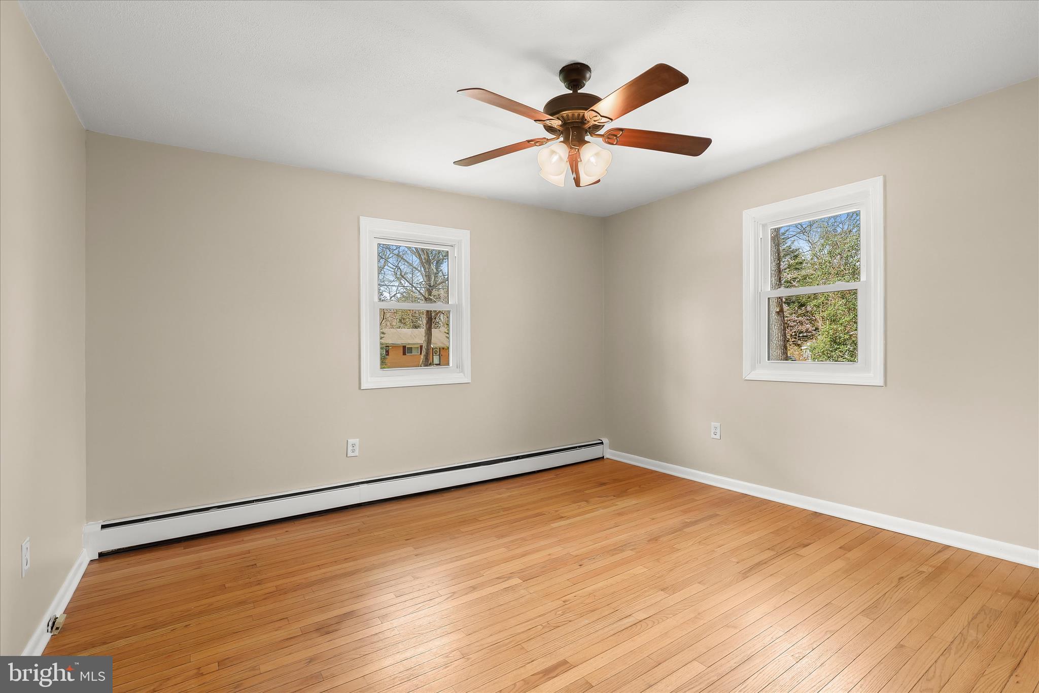 LAUREL ACRES - Residential