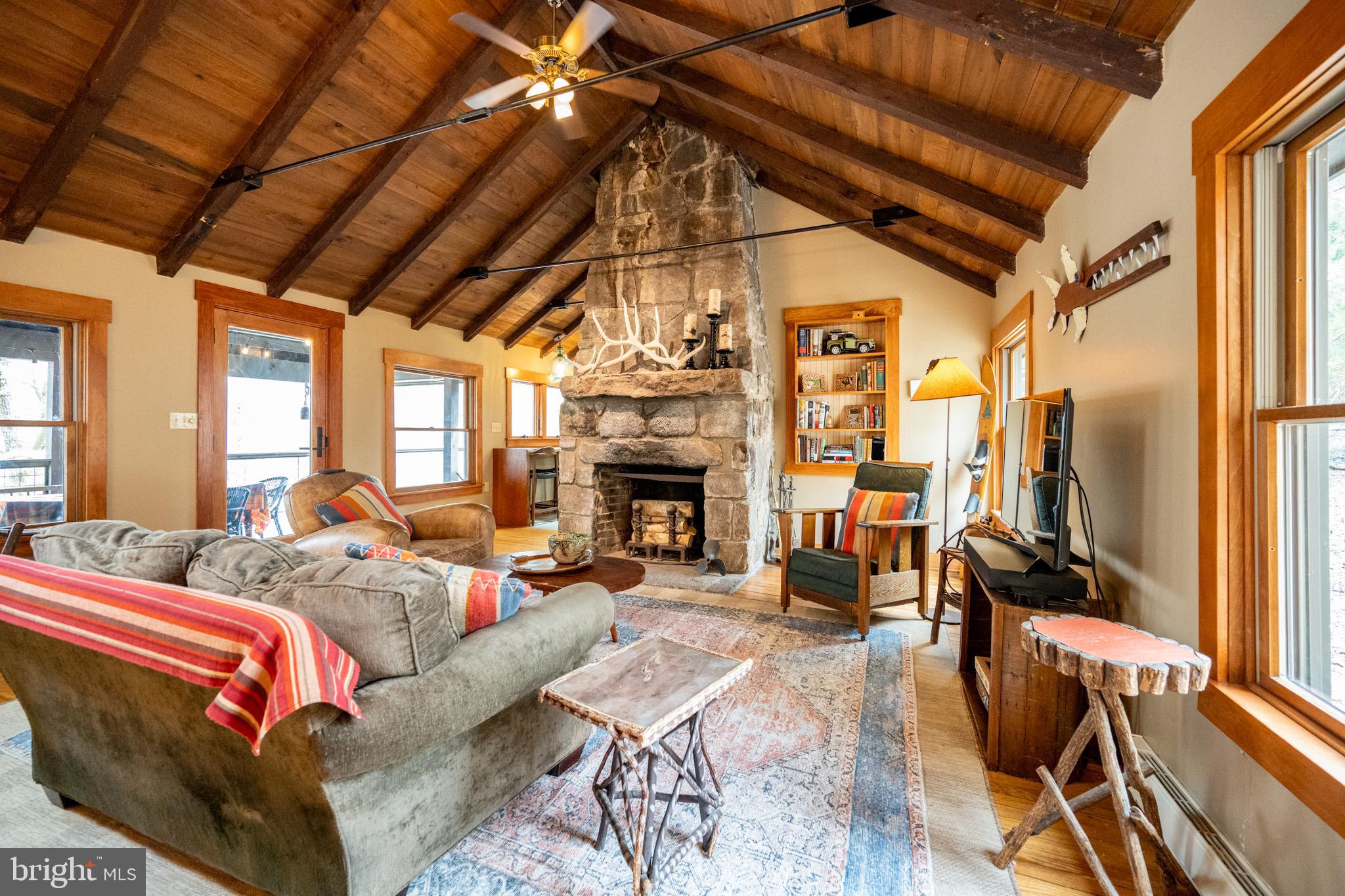 BOY SCOUT ROAD - Residential