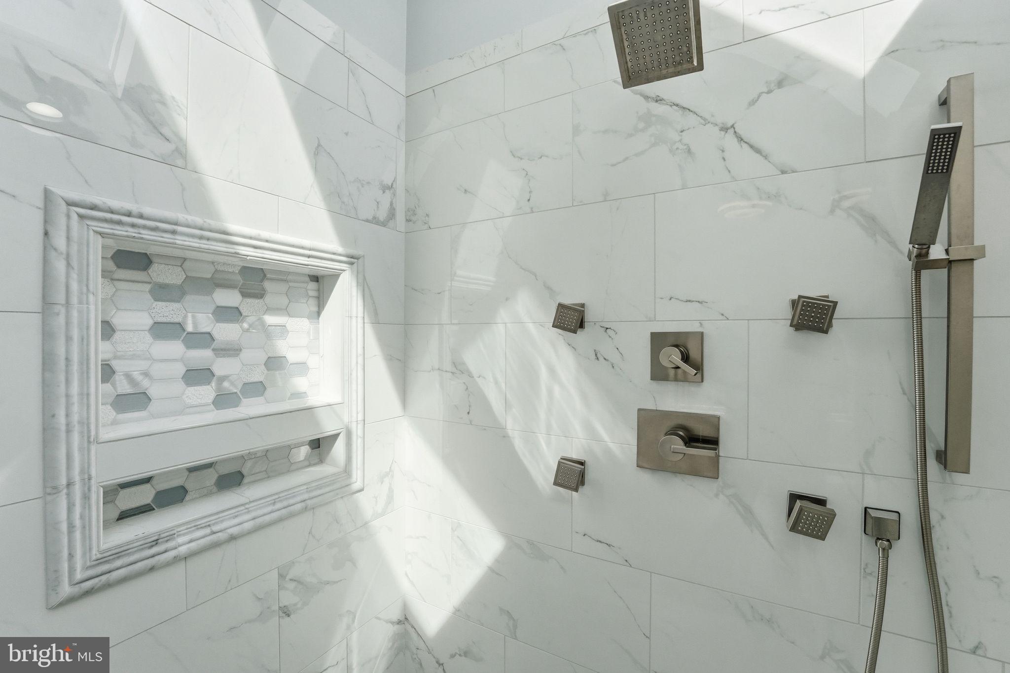 CONWAY GROVE - Residential