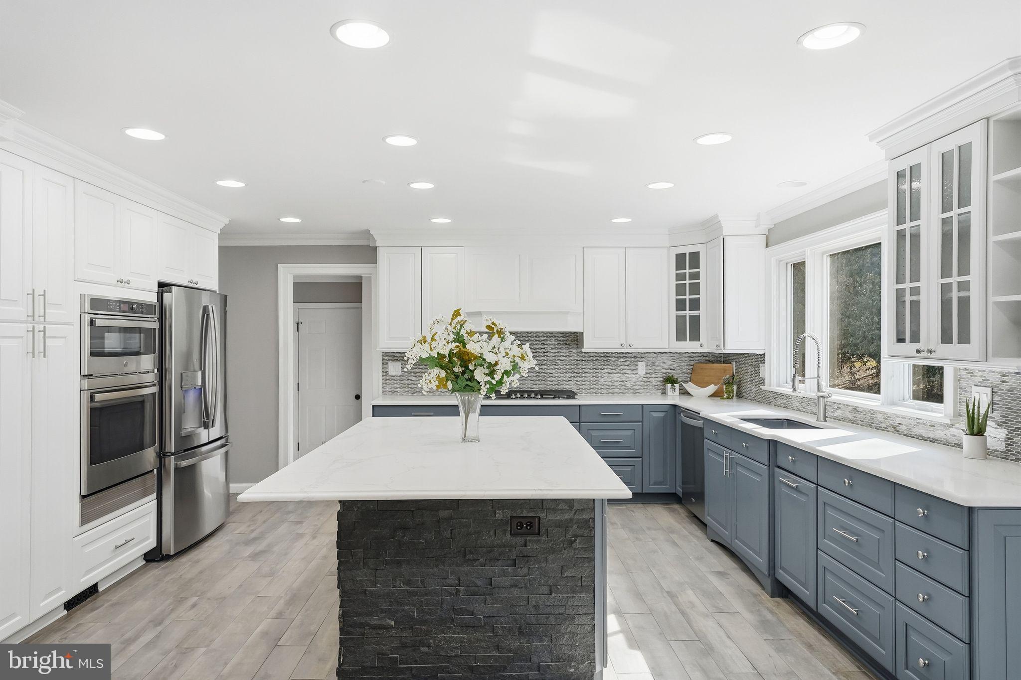 CONWAY GROVE - Residential