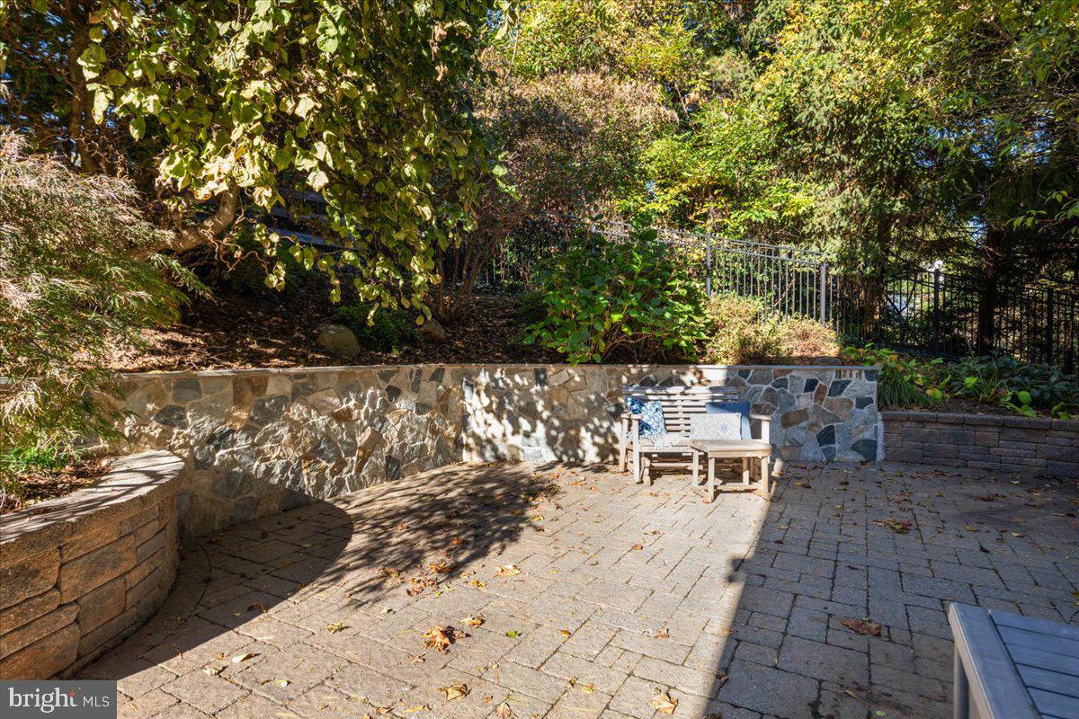 CONWAY GROVE - Residential