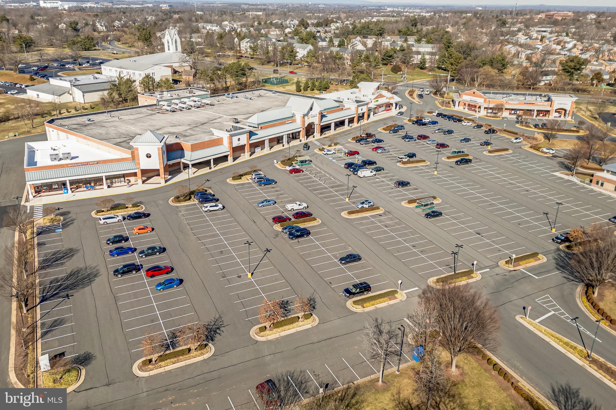 WELLINGTON CONDOMINIUM - Residential