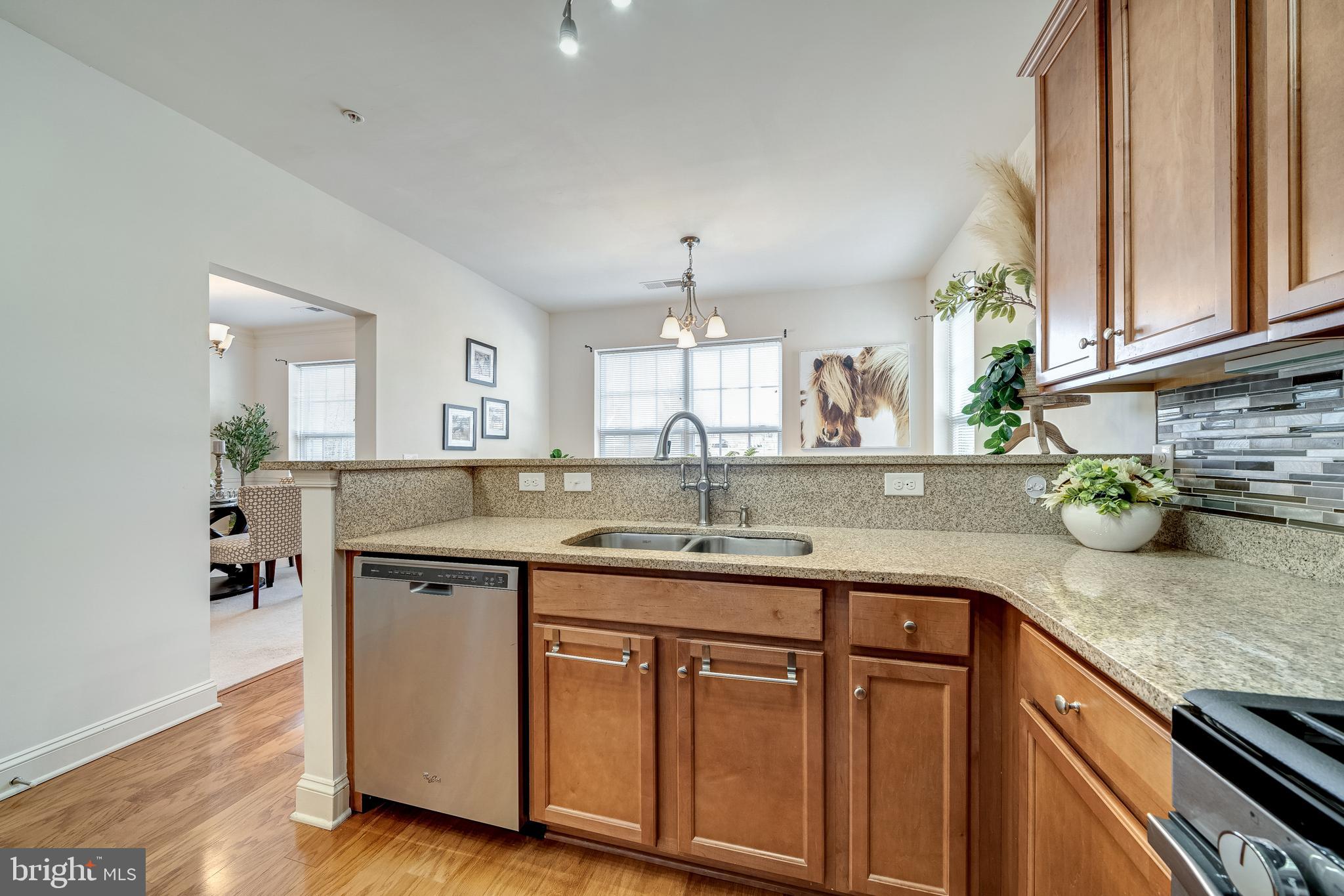 WELLINGTON CONDOMINIUM - Residential