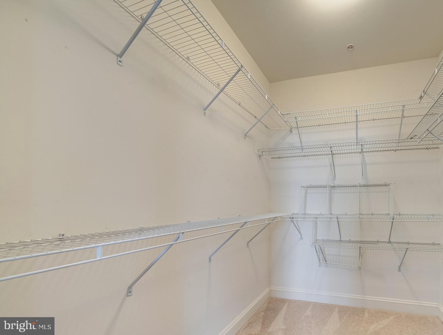 WELLINGTON CONDOMINIUM - Residential