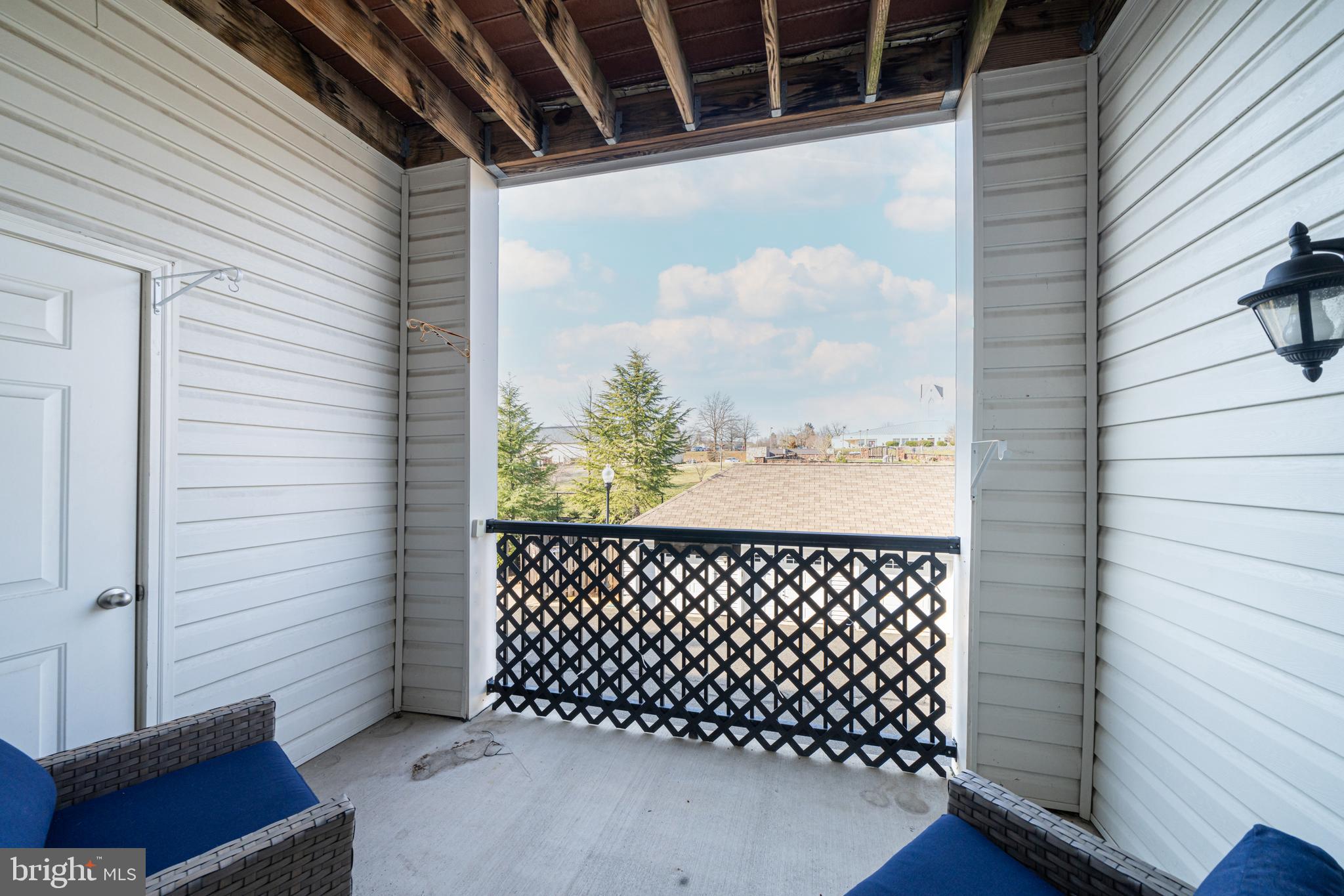 WELLINGTON CONDOMINIUM - Residential