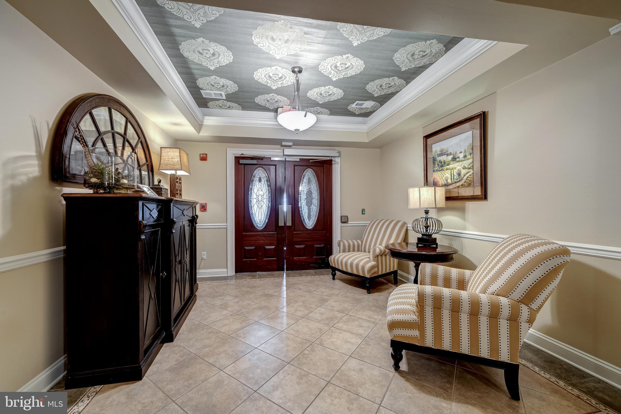 WELLINGTON CONDOMINIUM - Residential