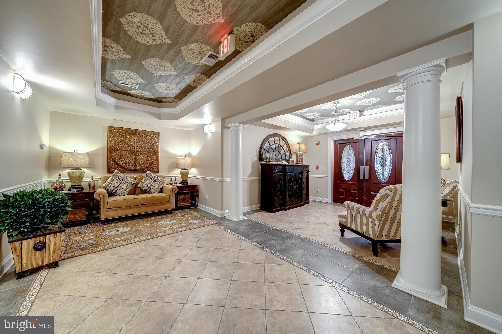 WELLINGTON CONDOMINIUM - Residential