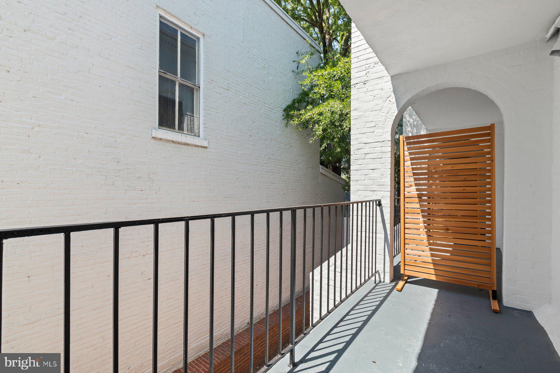 OLD TOWN ALEXANDRIA - Residential Lease