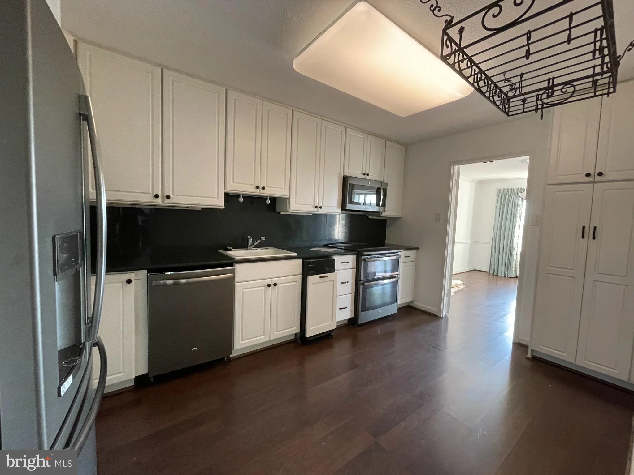 307 Yoakum Parkway Unit 1126, Alexandria, VA 22304