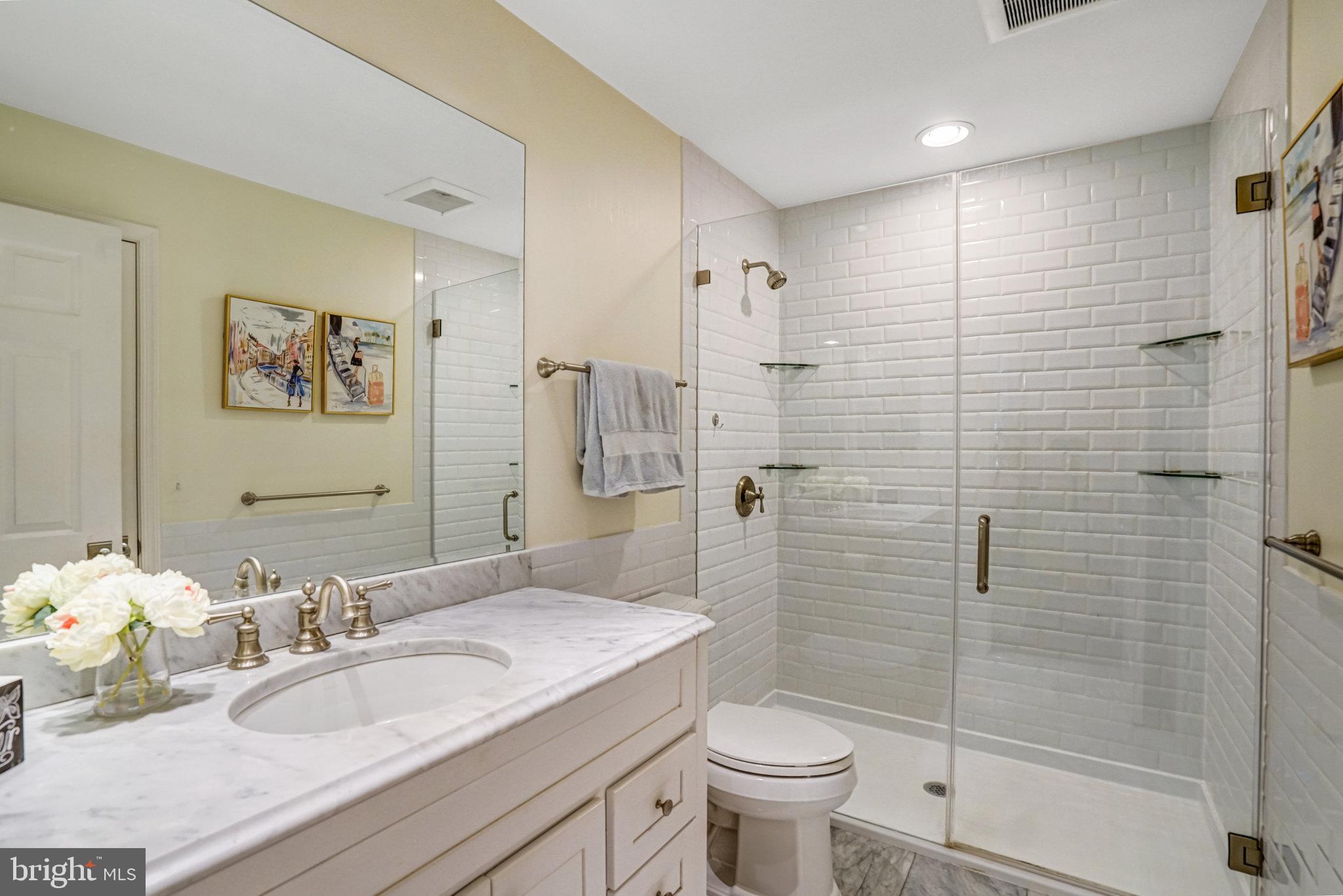 SWANN DAINGERFIELD - Residential