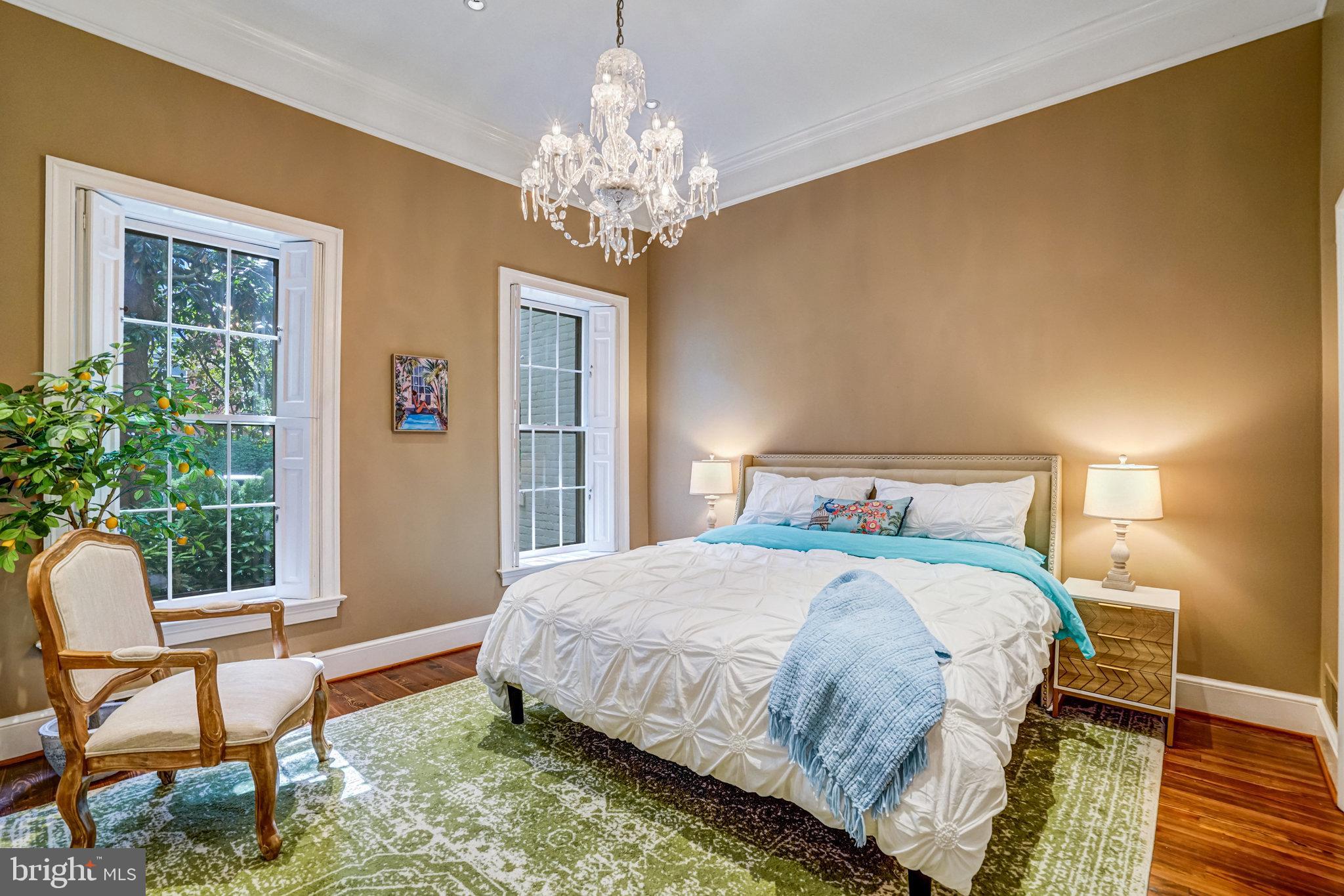 SWANN DAINGERFIELD - Residential