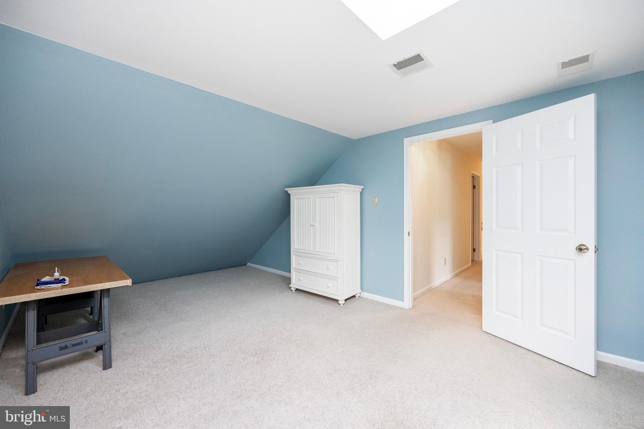 FOX POINTE - Residential