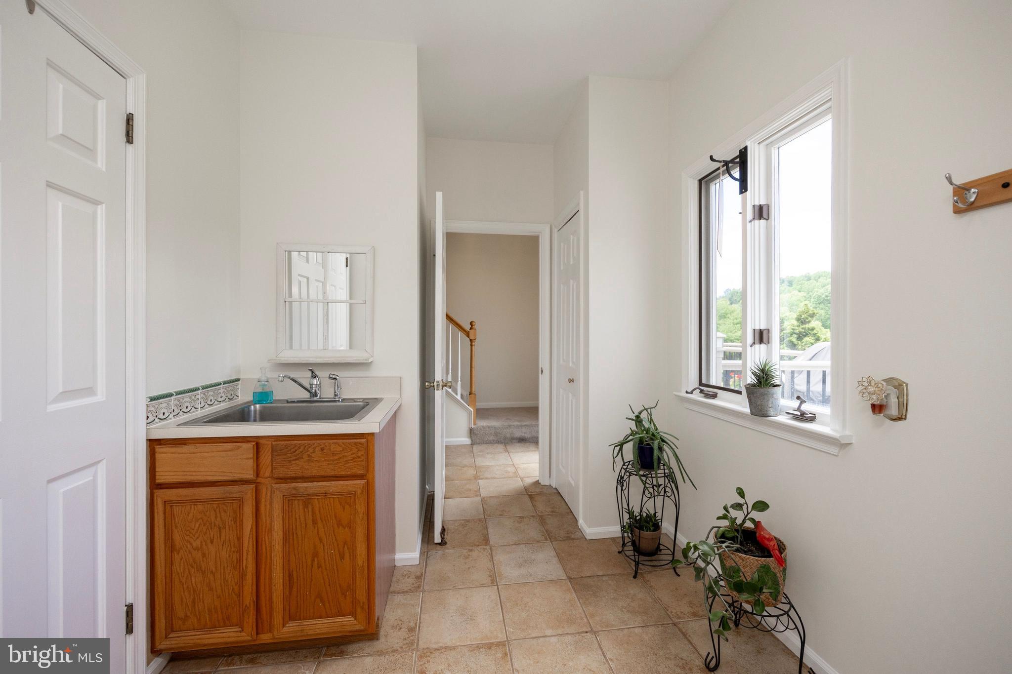 FOX POINTE - Residential