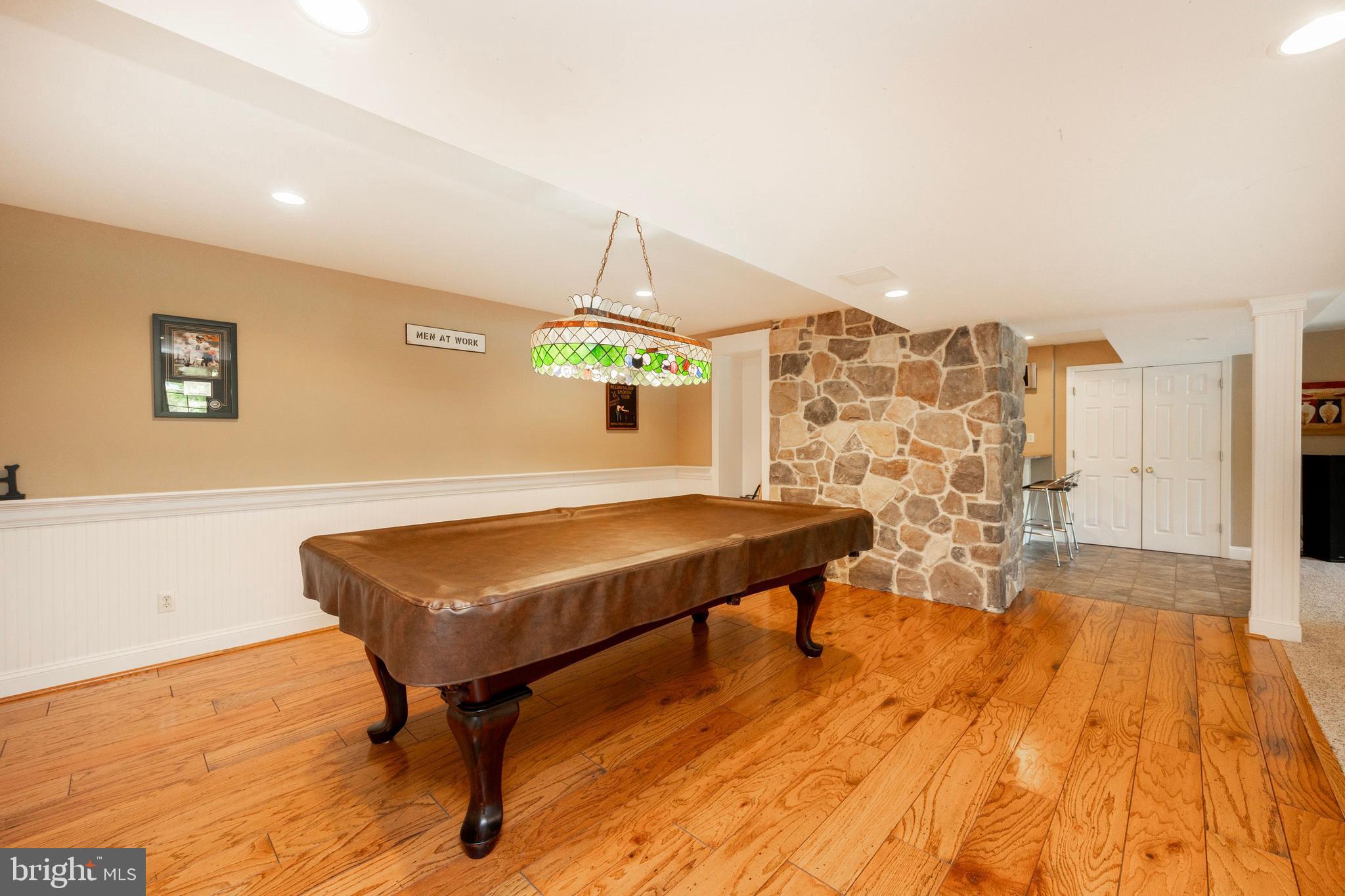 FOX POINTE - Residential