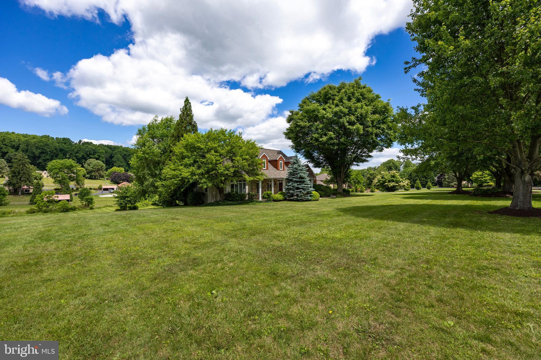 FOX POINTE - Residential