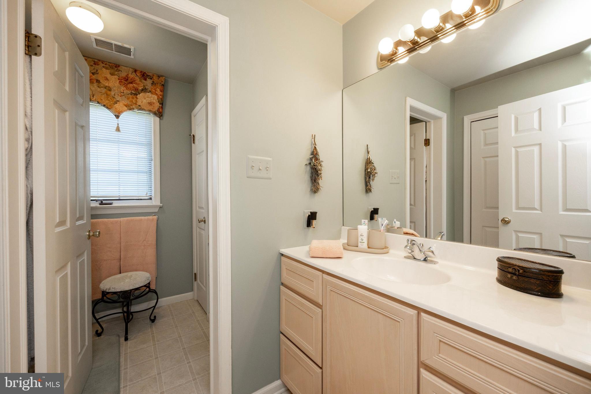 FOX POINTE - Residential