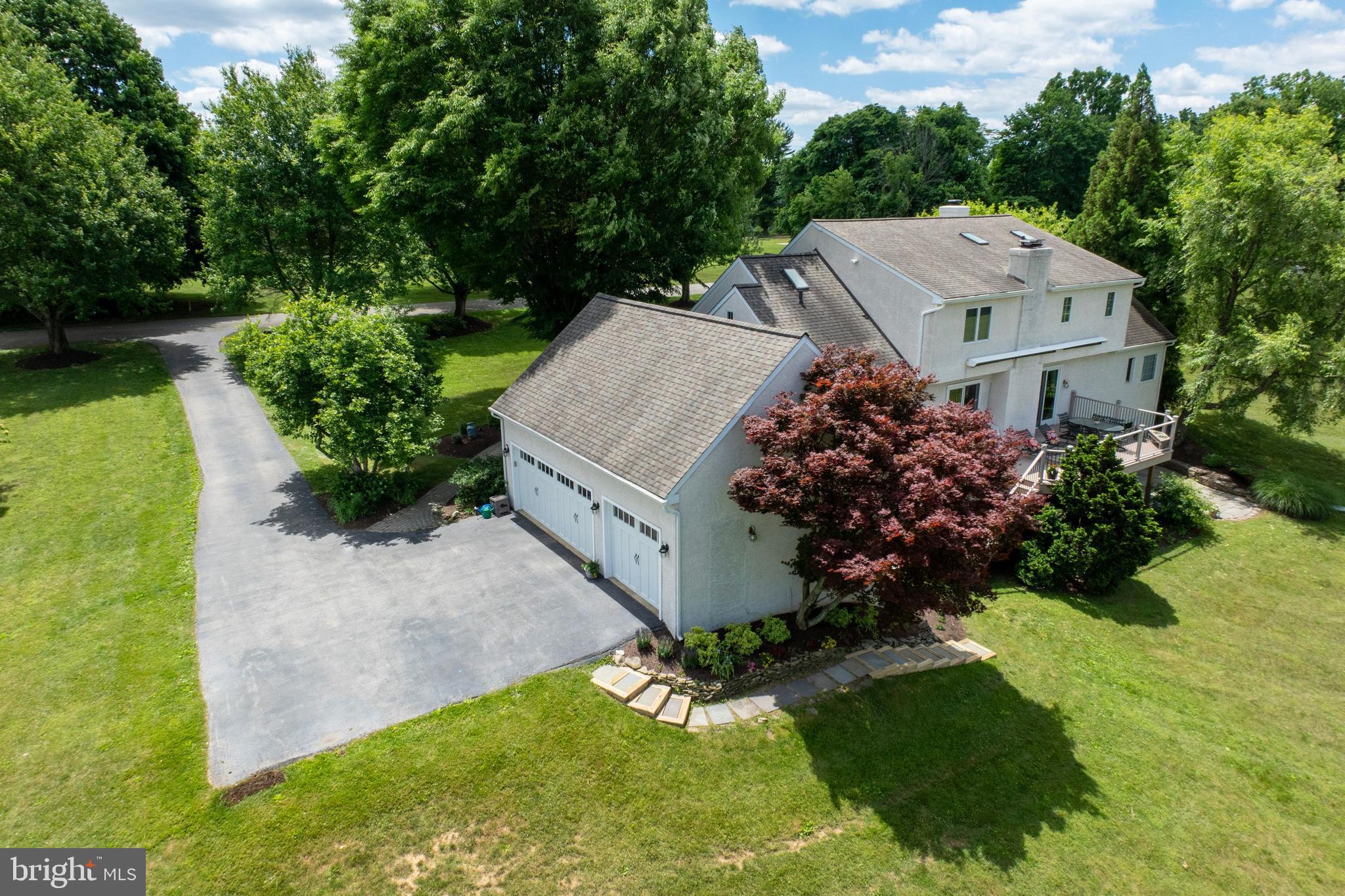 FOX POINTE - Residential