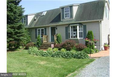 LUCKY SHOE RANCHETTES - Residential Lease