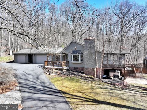 Photo of 82 Fox Road, NEWMANSTOWN, PA 17073 (MLS # PALA2065546)