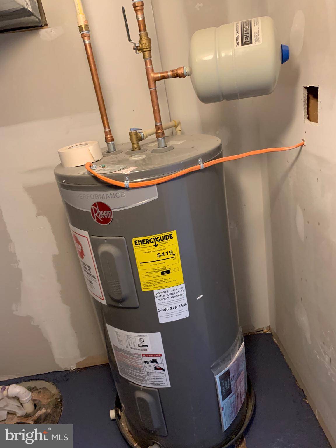 CARMODY HILLS - Residential