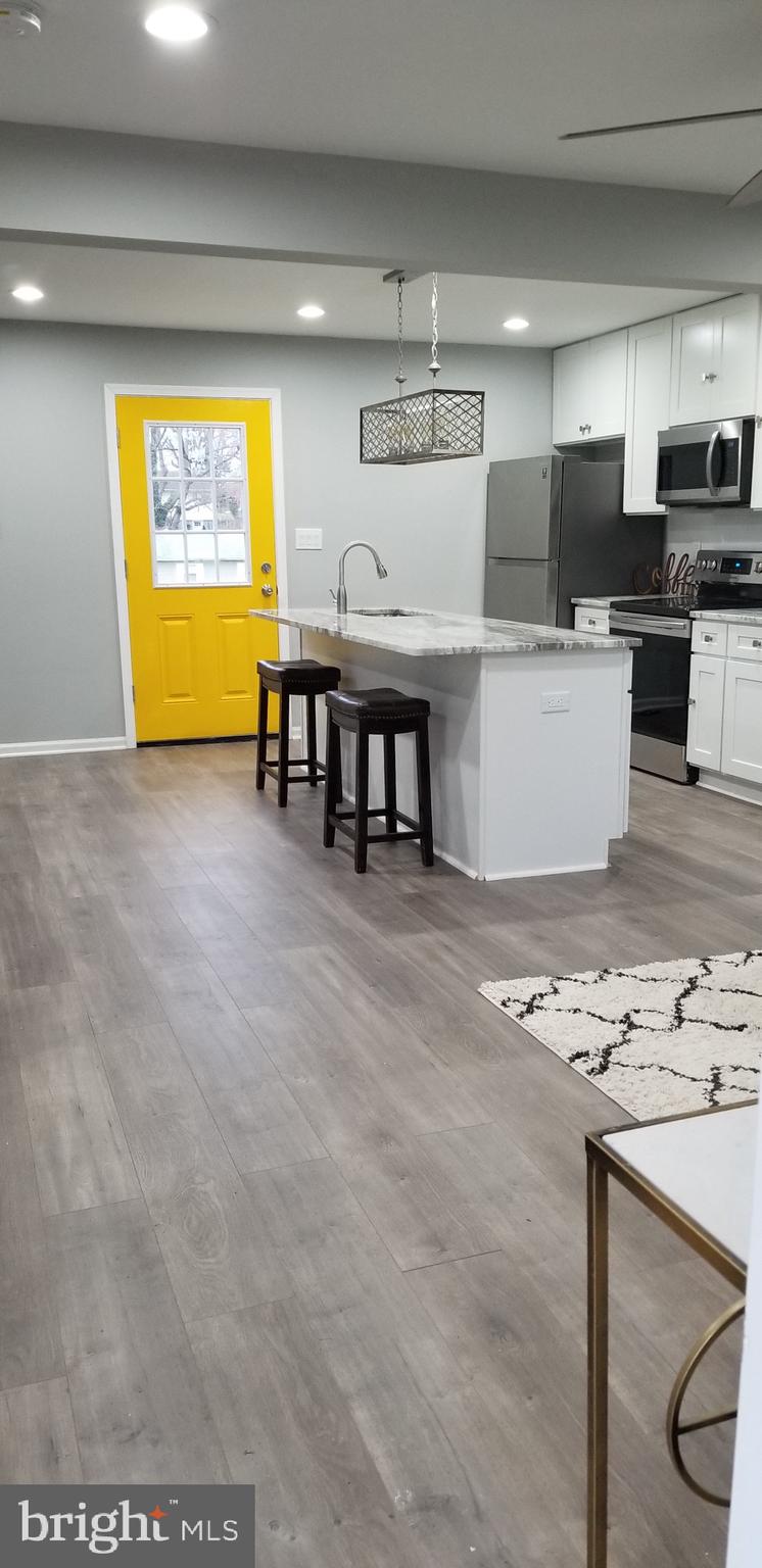 CARMODY HILLS - Residential