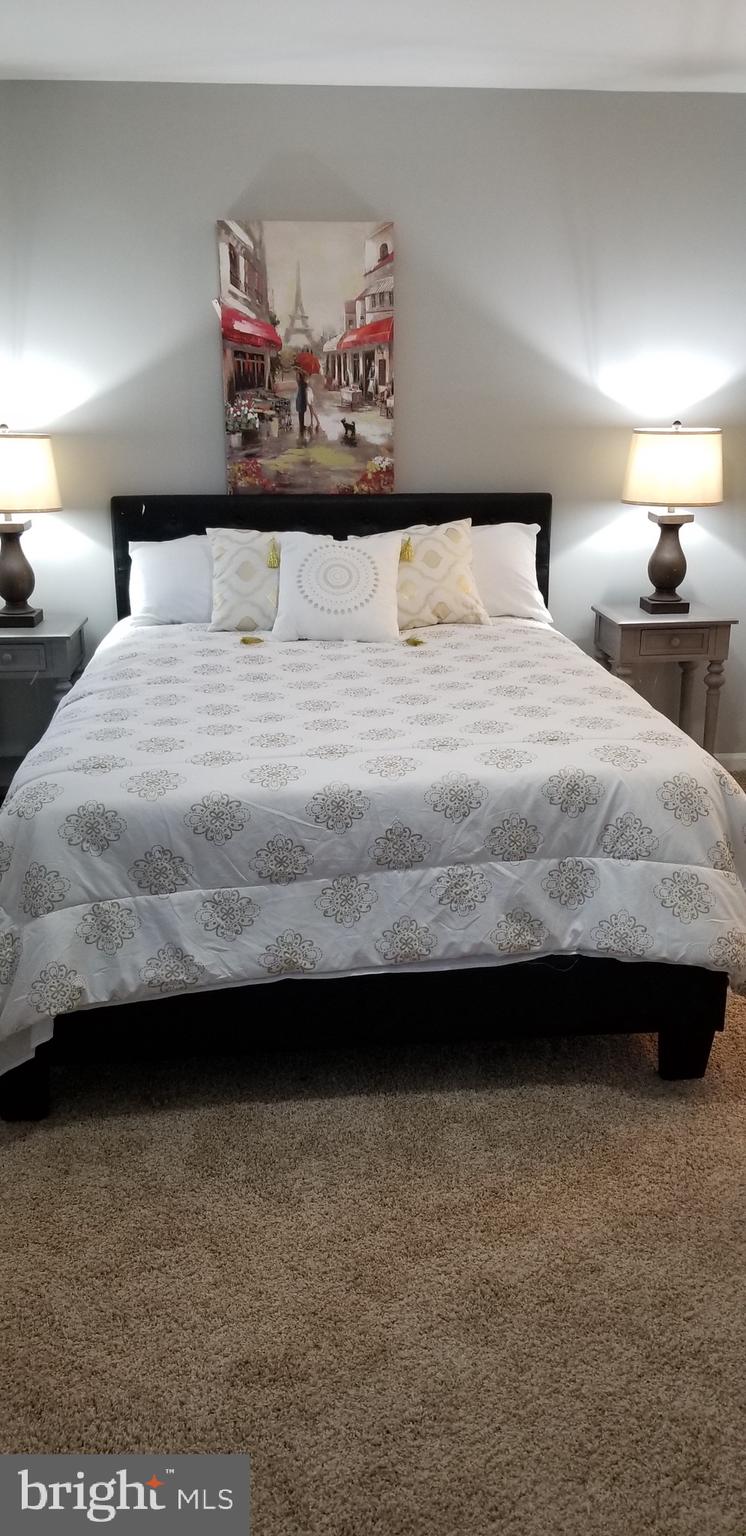 CARMODY HILLS - Residential