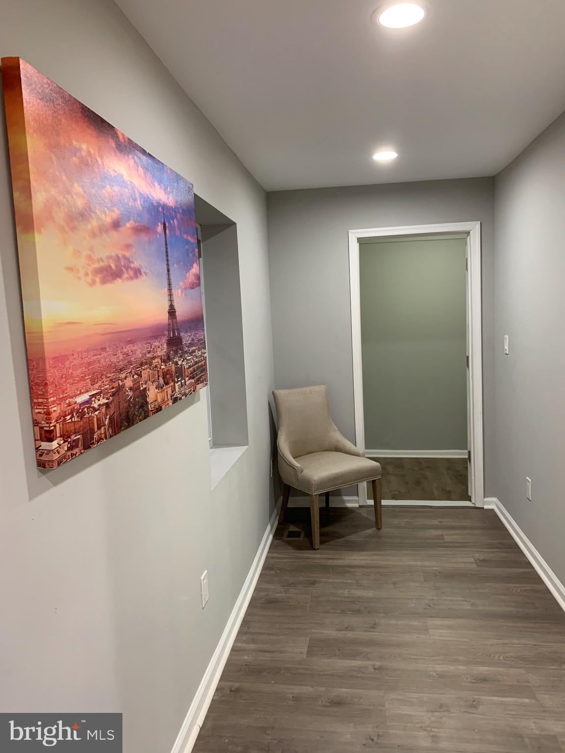 CARMODY HILLS - Residential