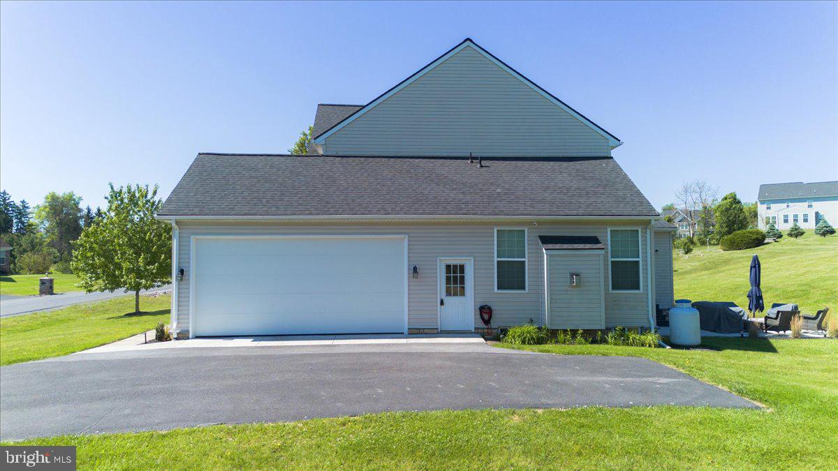 RIDGES OF TUSCARORA - Residential