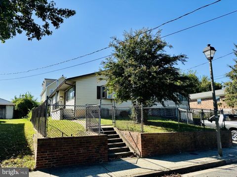 1942 S LOWELL STREET ARLINGTON VA 22204