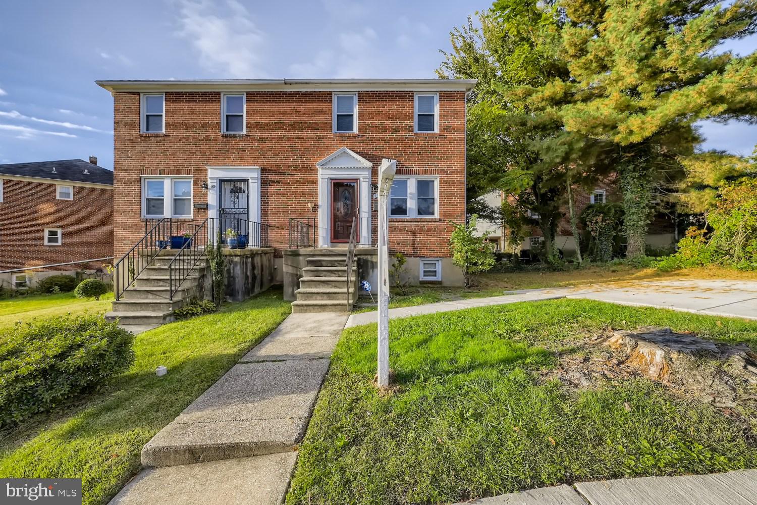 WEST HILLS - Residential