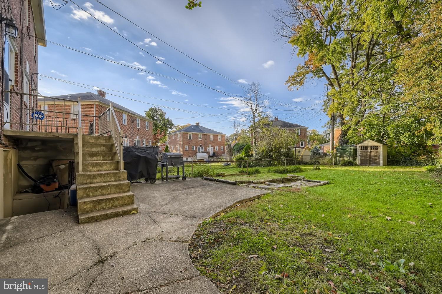 WEST HILLS - Residential