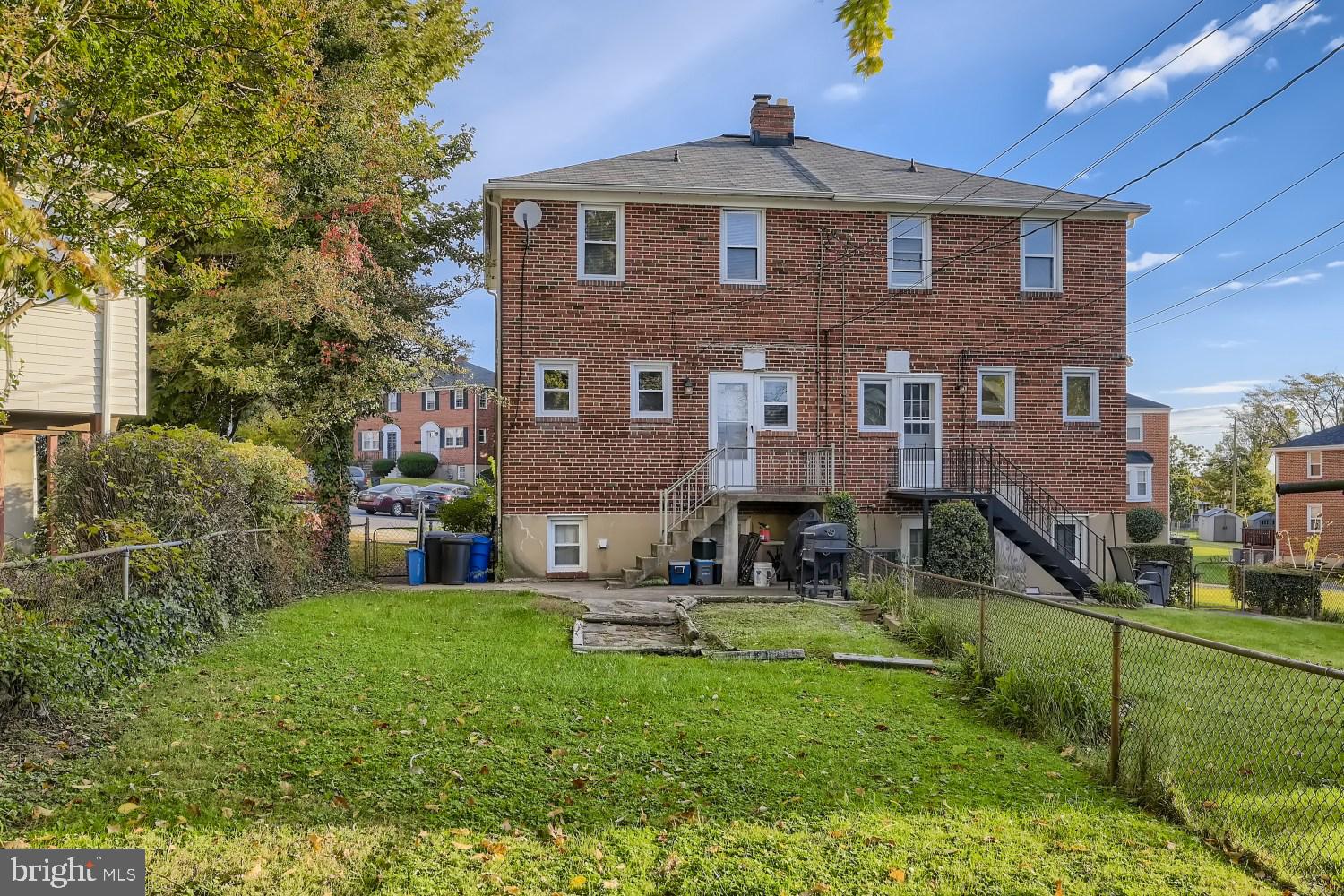 WEST HILLS - Residential