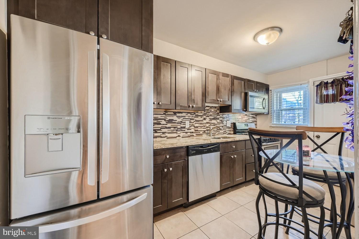 WEST HILLS - Residential