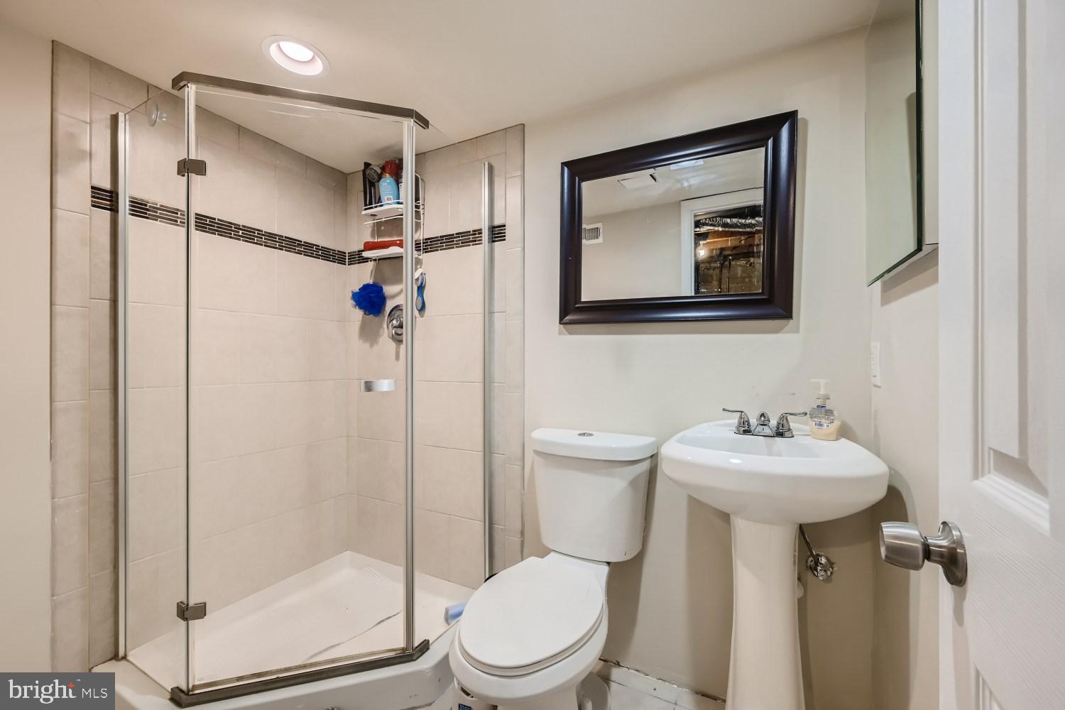 WEST HILLS - Residential