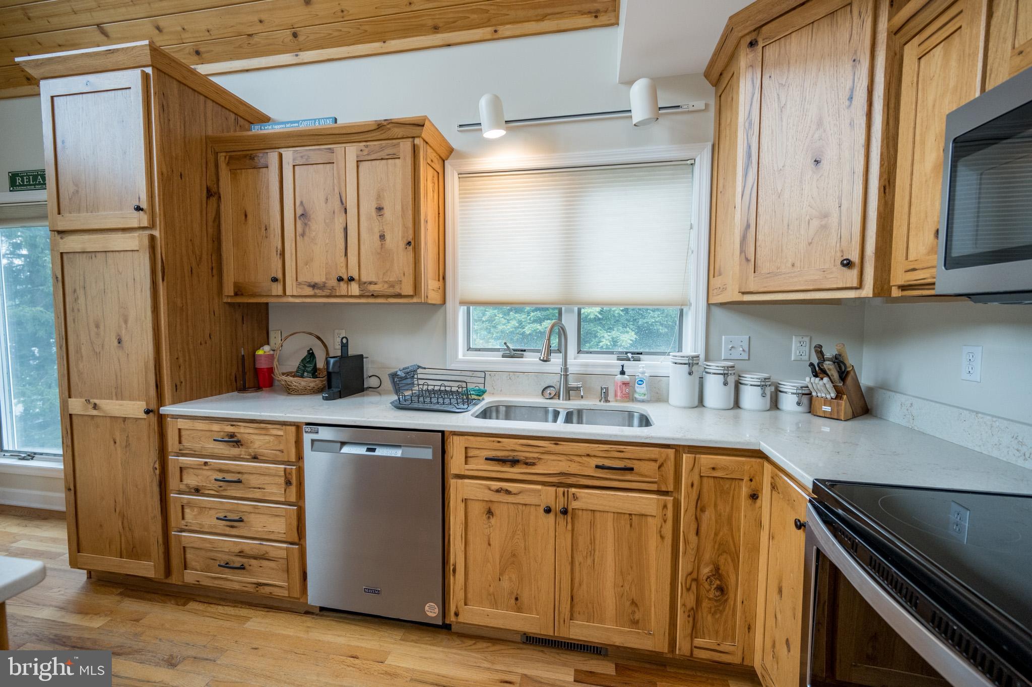 MARSH HILL VILLAGE - Residential